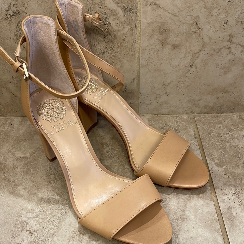 Vince Camuto nude straps 3” heels
